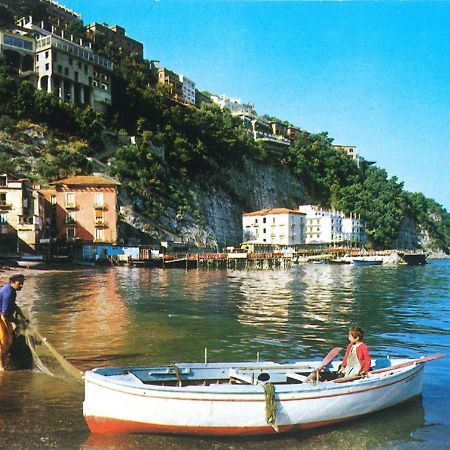 דירות Il Borgo Antico Sorrento Sea View מראה חיצוני תמונה