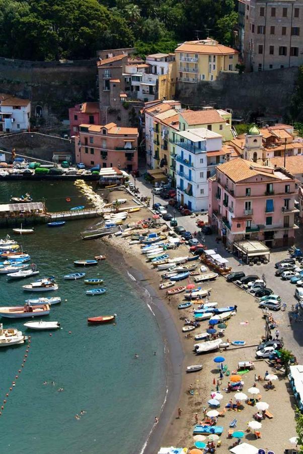 דירות Il Borgo Antico Sorrento Sea View מראה חיצוני תמונה